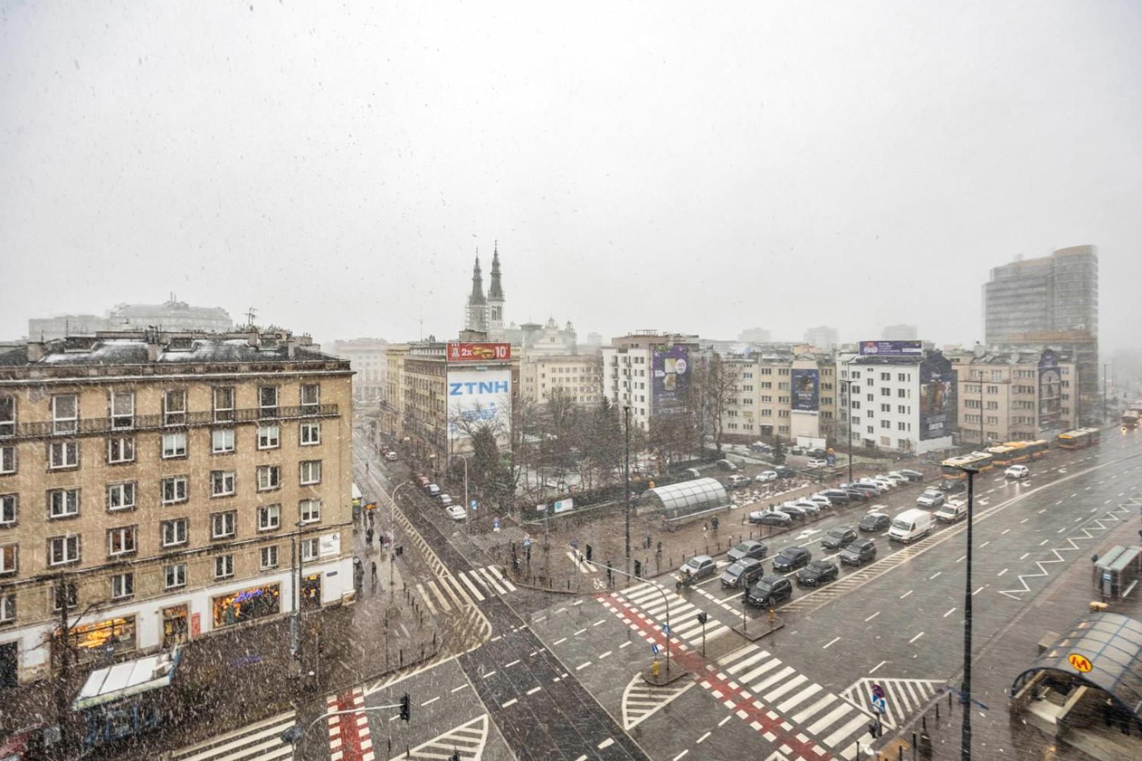 Plac Zbawiciela Spacious Apartament